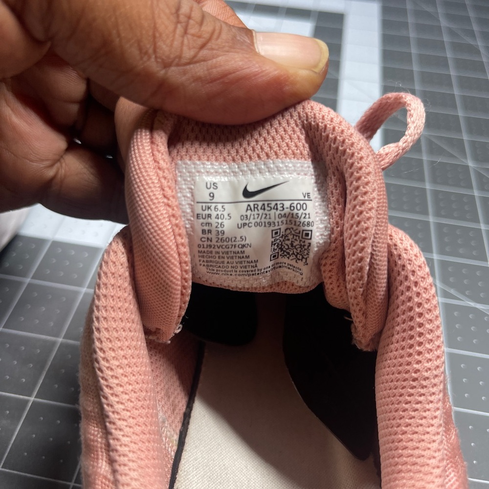 Nike In-Season TR9 Running Shoe Women's Size 9 Pink Trainer Sneaker - Picture 6 of 10